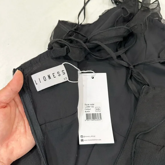 LIONESS COCKTAILS ASAP RUFFLE DRESS - Picture 14 of 15